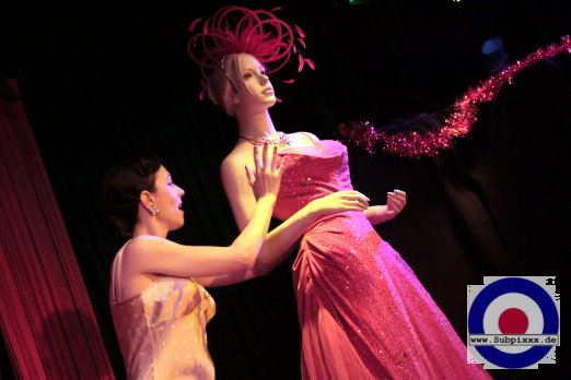 Simone De Boudoir (D) Ballroom Goes Burlesque - Noels Ballroom, Leipzig 25.02.2012 (Show II)  (9).JPG